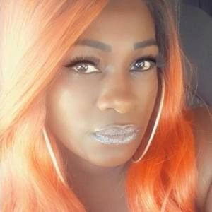 Meet your Posher, Erika